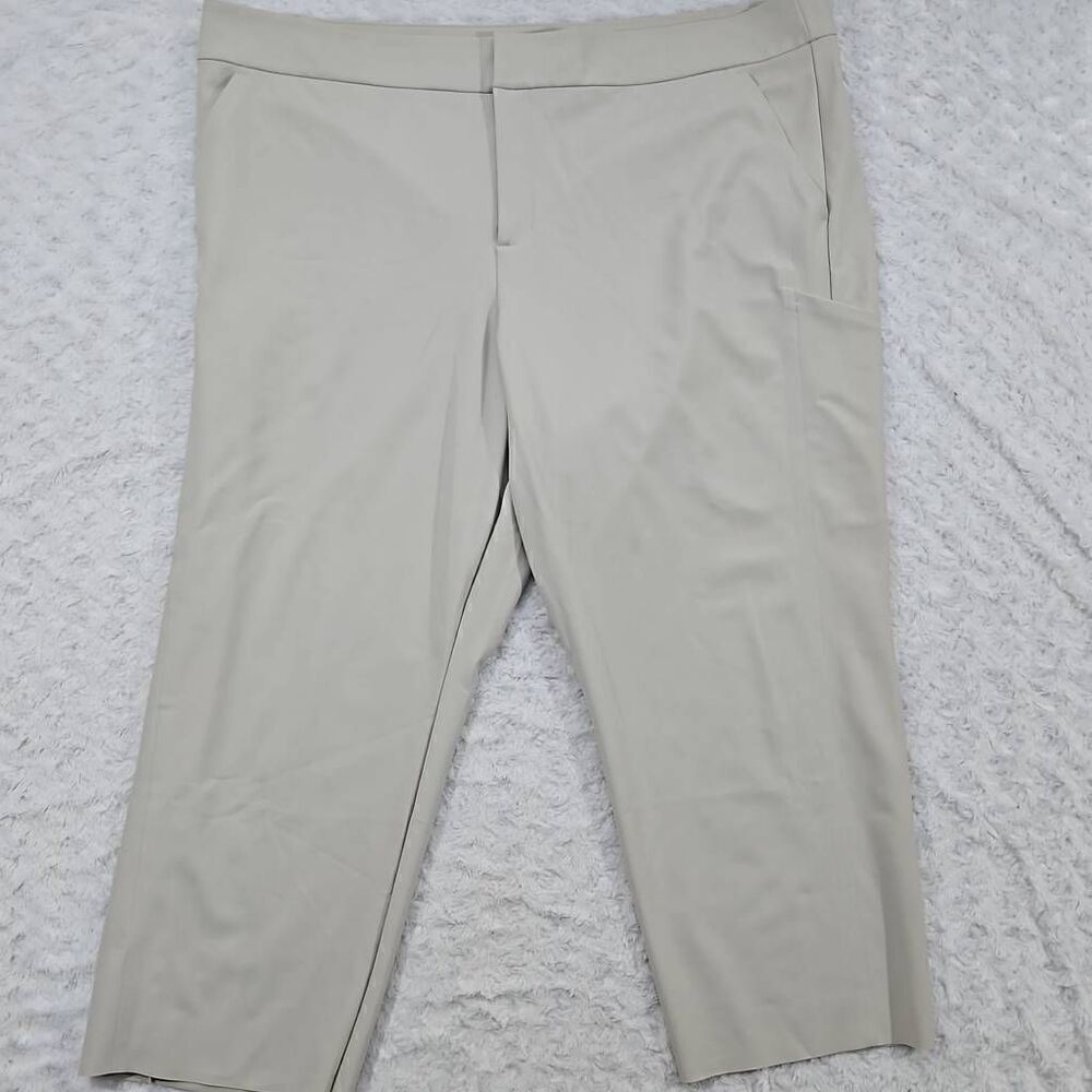 Athleta Womens Size 26 Cream Stellar Straight Crop Pant Casual Summer Boating